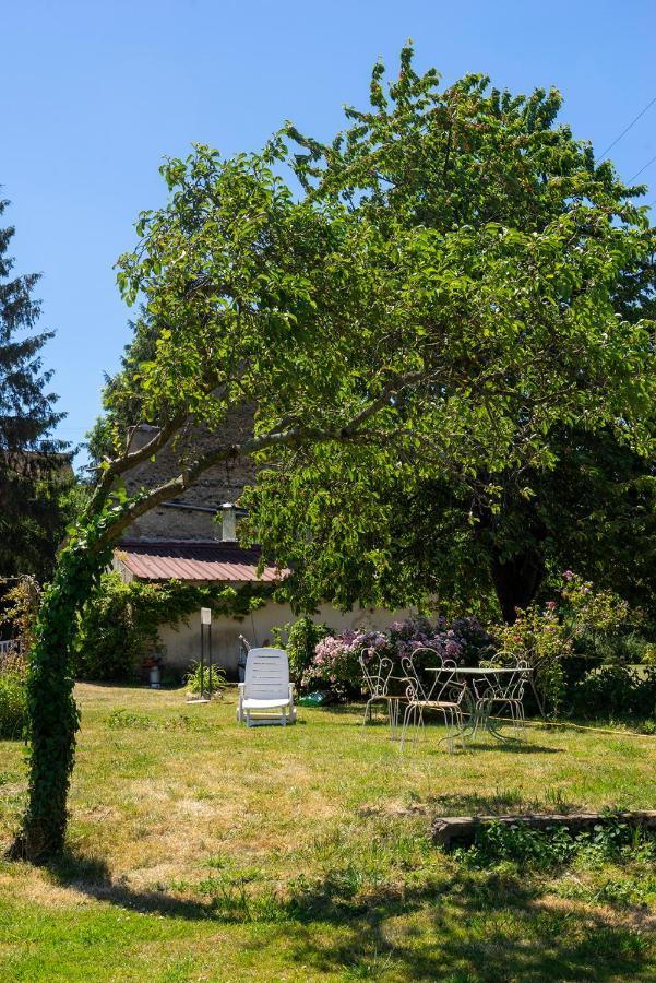 Chambre D'Hotes Chez Artiste Verrier, La Perriere - Perche Exteriér fotografie